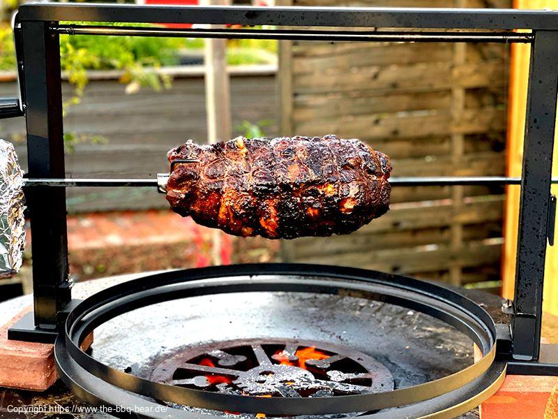 Sumach Zwiebel Spießbraten von der Feuerplatte