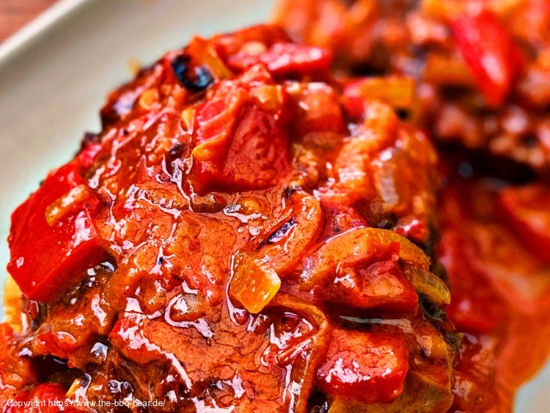 Paprika Zwiebel Sahne Hacksteaks
