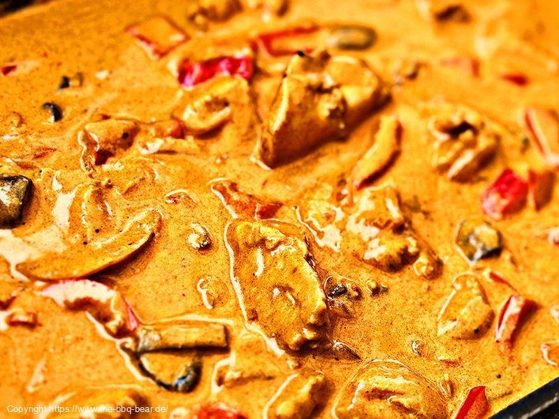 Paprika Zwiebel Sahne Hähnchen