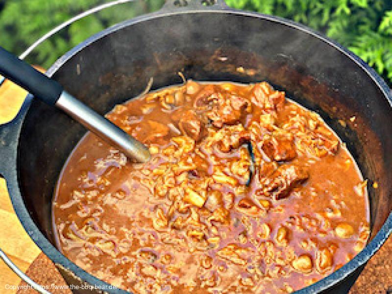 Wirsing Gulasch