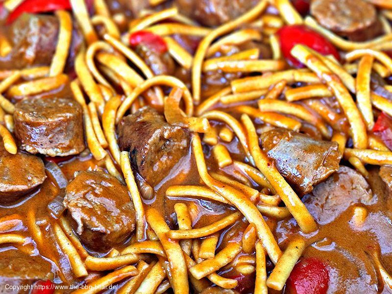 Paprika Sahne Bratwurst Topf